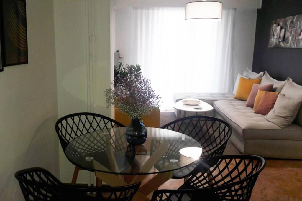 Elegant & Charming Apt. In The Hilton Area Apartamento Atenas Exterior foto